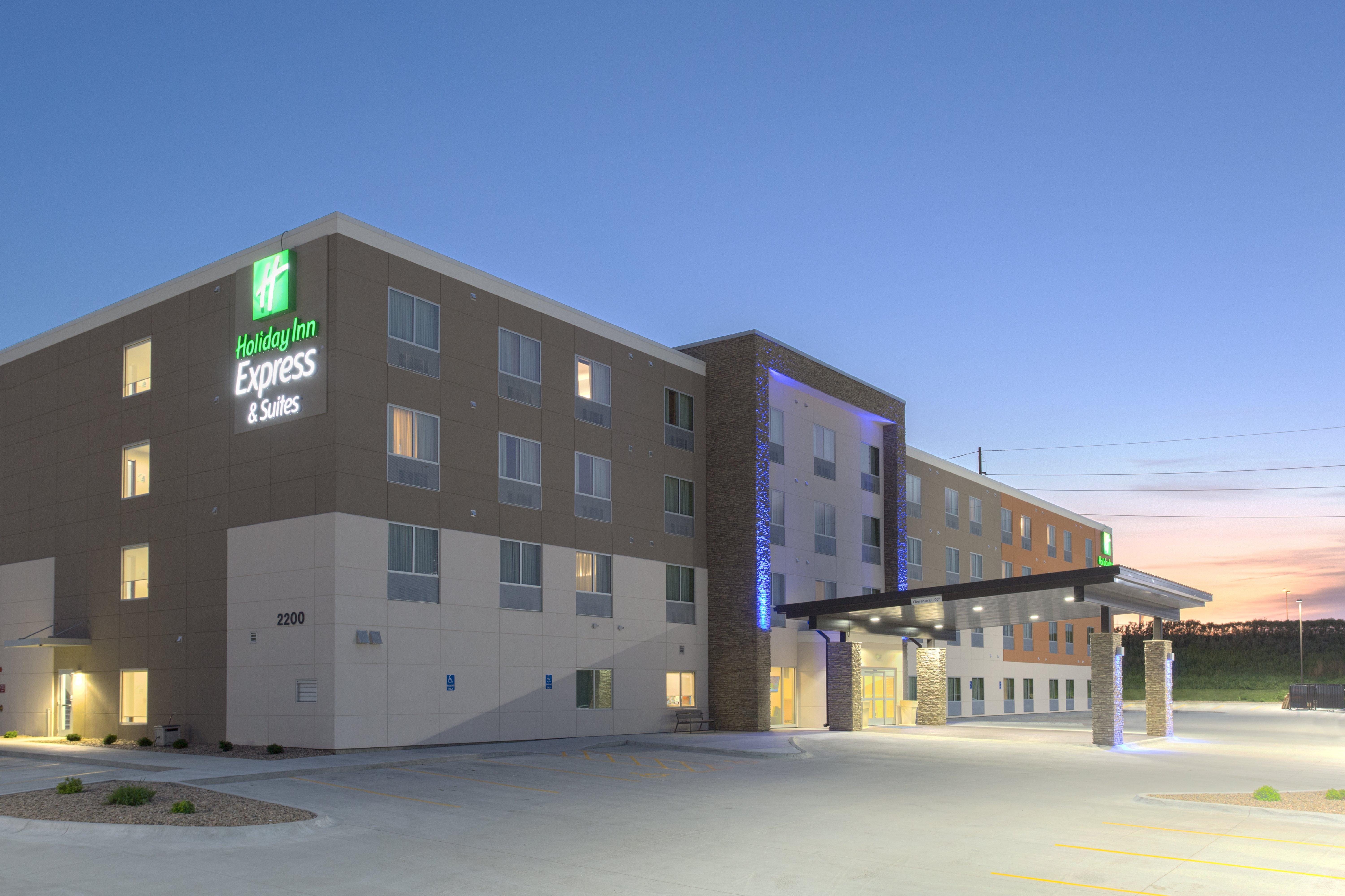 Holiday Inn Express & Suites Lincoln I - 80 By Ihg Luaran gambar