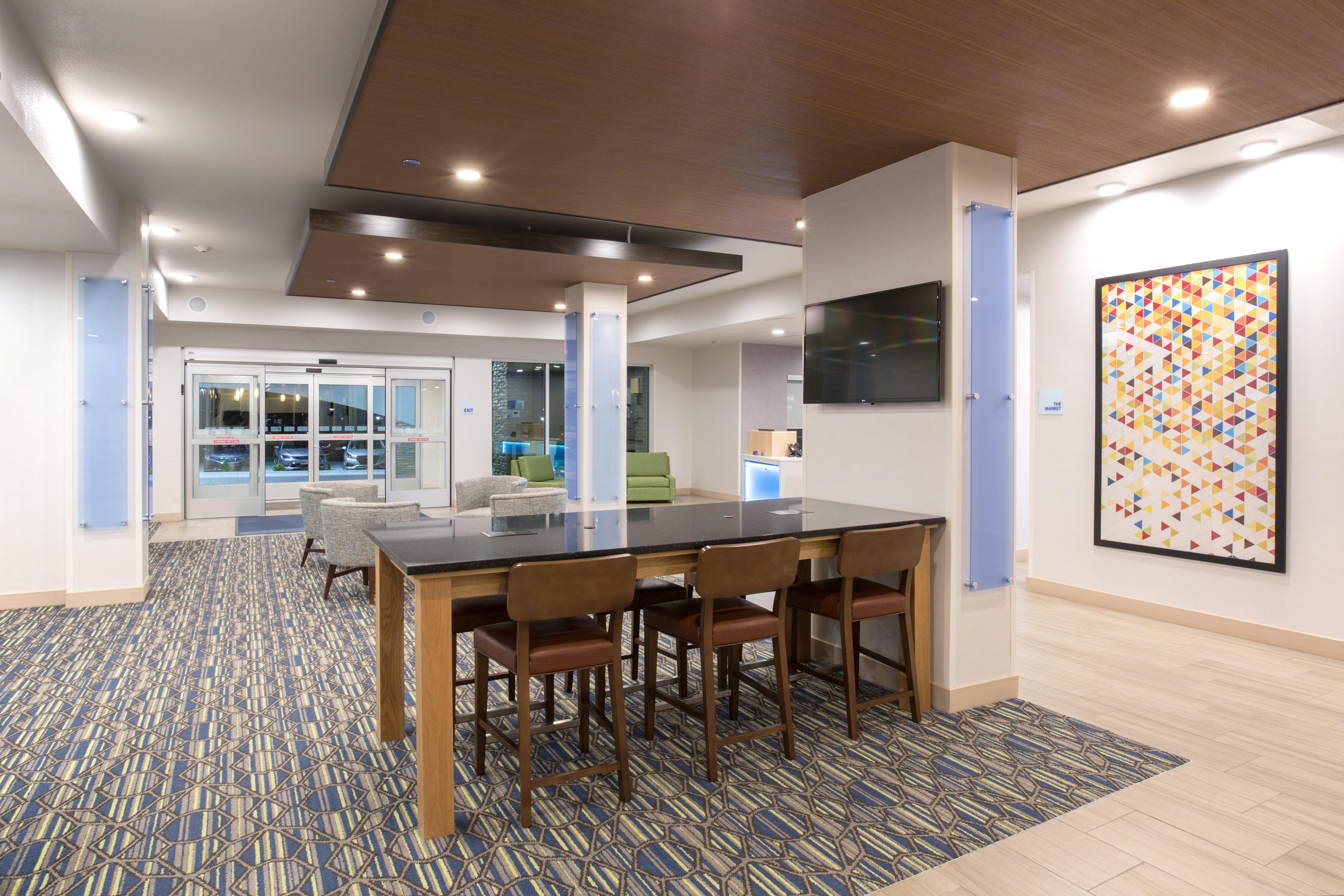 Holiday Inn Express & Suites Lincoln I - 80 By Ihg Luaran gambar